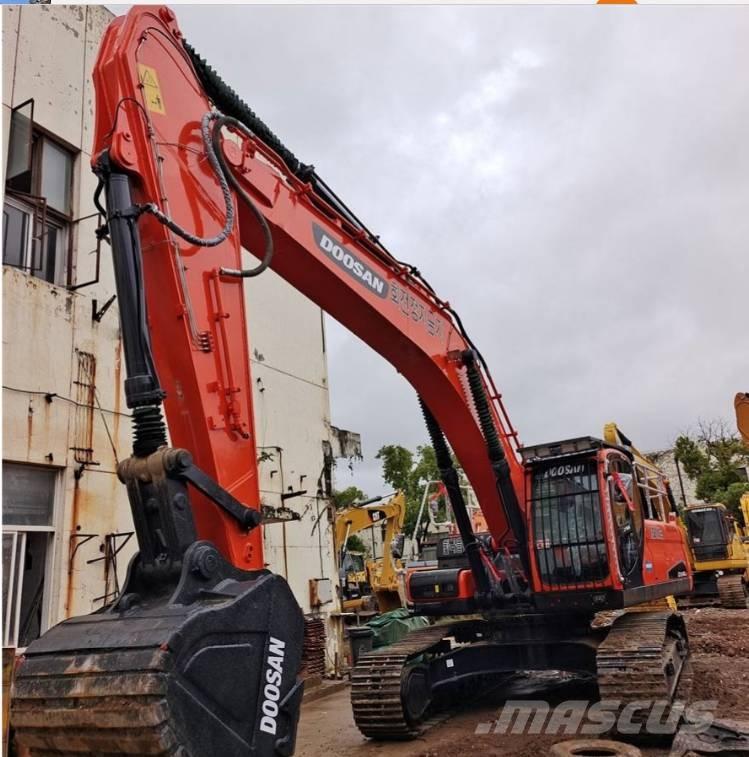 Doosan DX 340 LC Kāpurķēžu ekskavatori