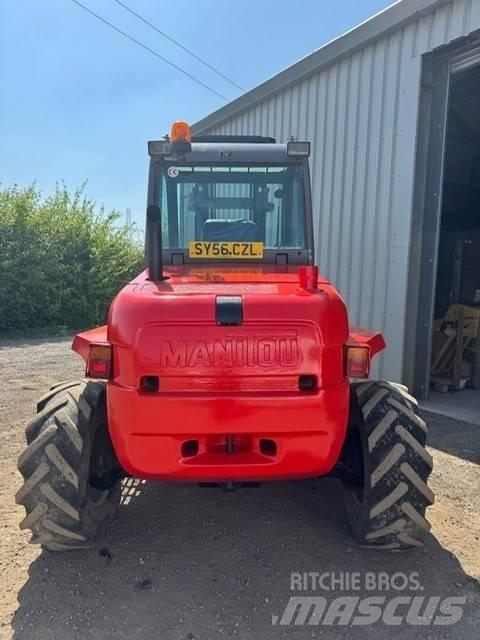 Manitou M 26.4 Apvidus autokrāvējs