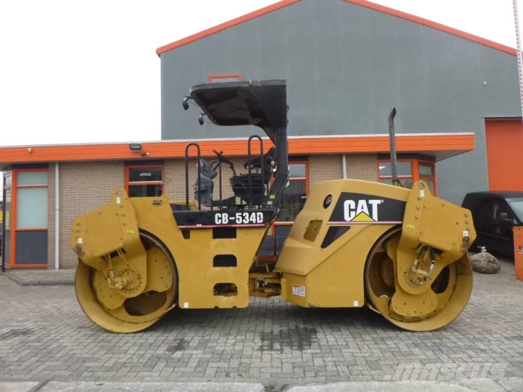 CAT CB 534 D Divvalču grunts veltņi