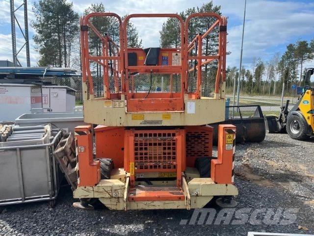 JLG 260mrt Šķerveida pacēlāji