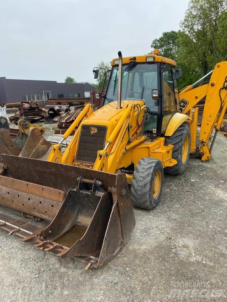 JCB 3 CX Ekskavatori-iekrāvēji