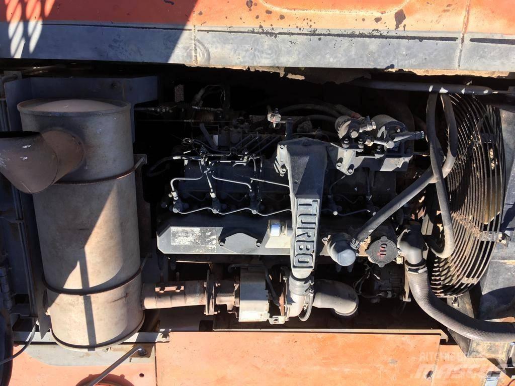 Hitachi EX 270 LC-5 Kāpurķēžu ekskavatori