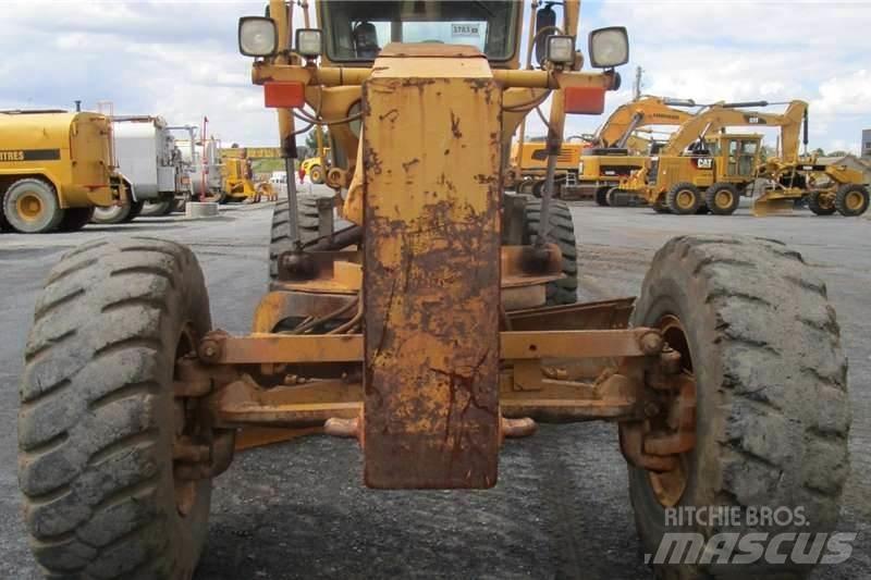 CAT 140H Greideri