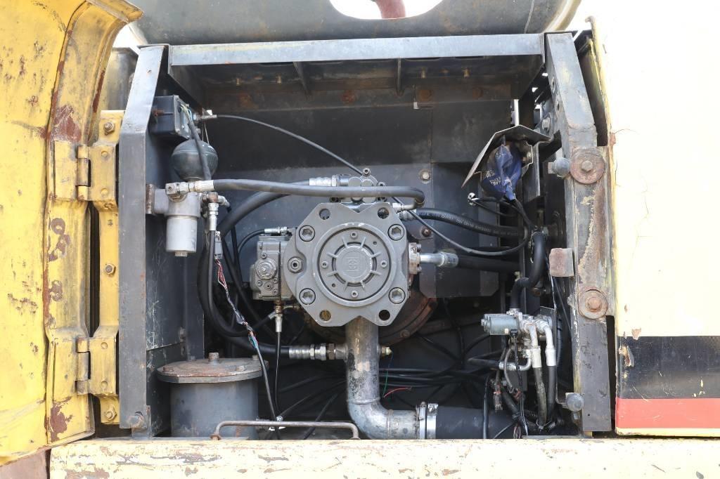 Sumitomo SH200Z3 Kāpurķēžu ekskavatori