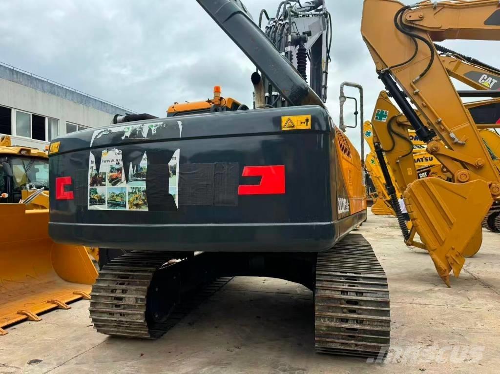 Hyundai R220LC-9S Vidēja lieluma ekskavatori 7 t - 12 t