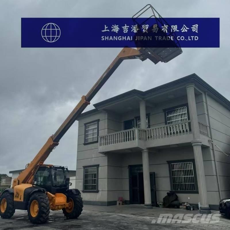 JCB 535-95 Teleskopiskie manipulatori