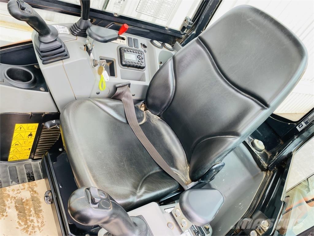 Doosan DX27Z Mini ekskavatori < 7 t
