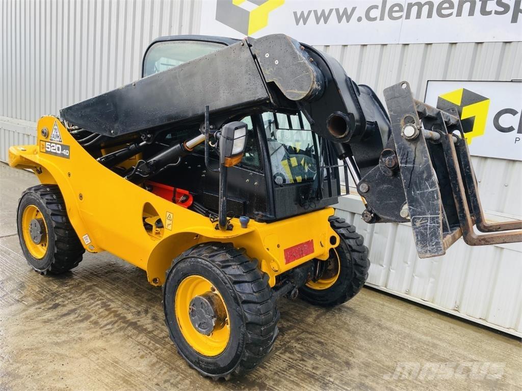 JCB 520-40 Teleskopiskie manipulatori