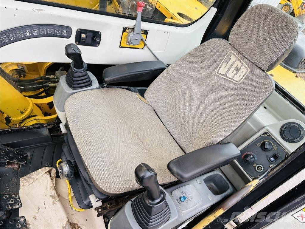 JCB JS160L Kāpurķēžu ekskavatori