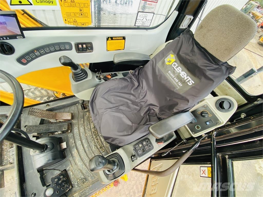 JCB JS160W Kāpurķēžu ekskavatori