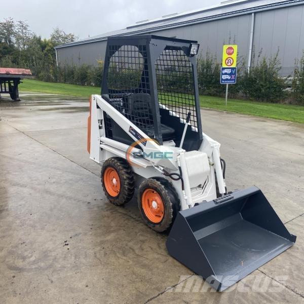 Bobcat 310 Iekrāvēji uz riteņiem
