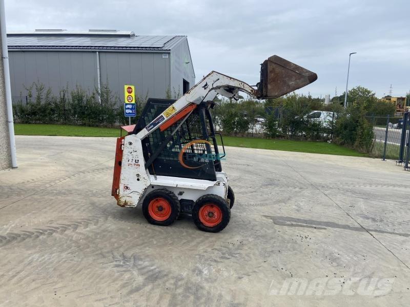 Bobcat S 70 Iekrāvēji uz riteņiem