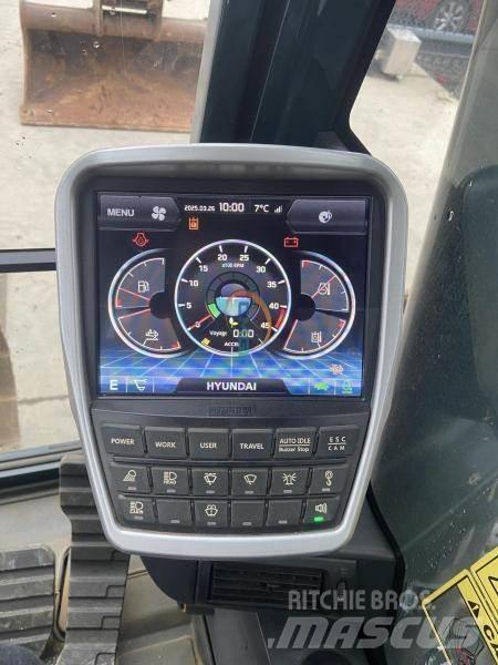Hyundai HX220 L Ekskavatori uz riteņiem