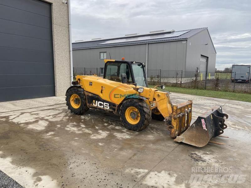 JCB 525.60 Teleskopiskie manipulatori
