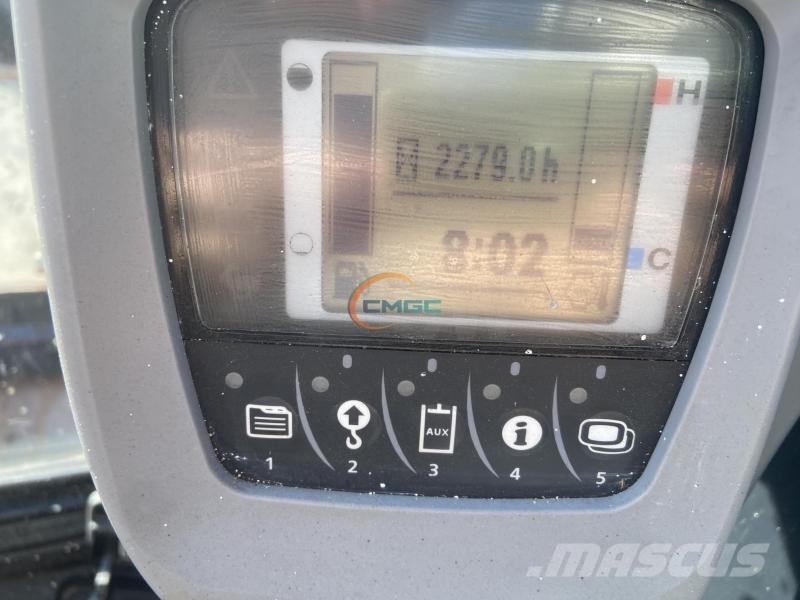Kubota U36-4 Ekskavatori uz riteņiem