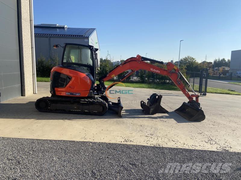 Kubota U50-5 Ekskavatori uz riteņiem