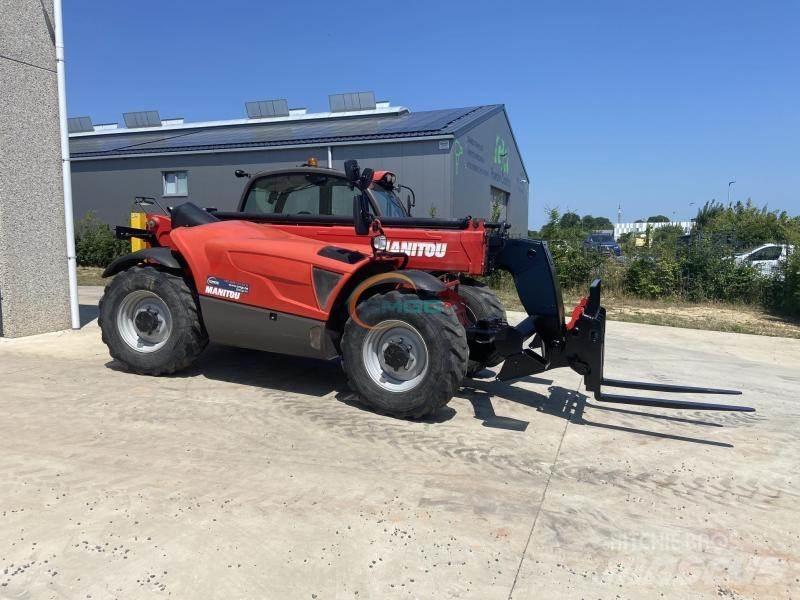 Manitou MT1135 Teleskopiskie manipulatori