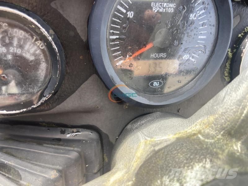 Weidemann 1250 Iekrāvēji uz riteņiem