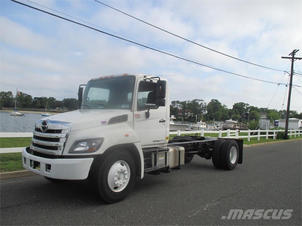 Hino 268 Šasija ar kabīni