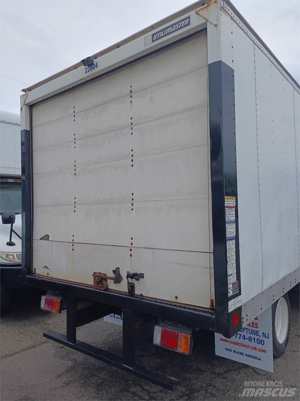 Isuzu NQR Furgons