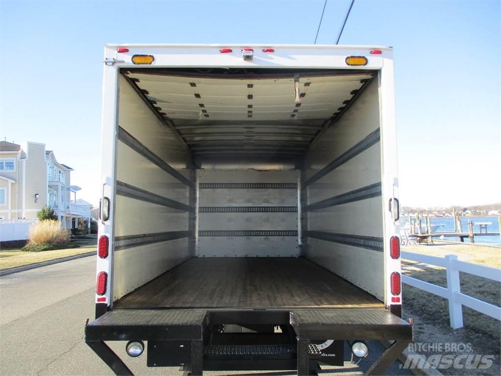 Isuzu NQR Furgons