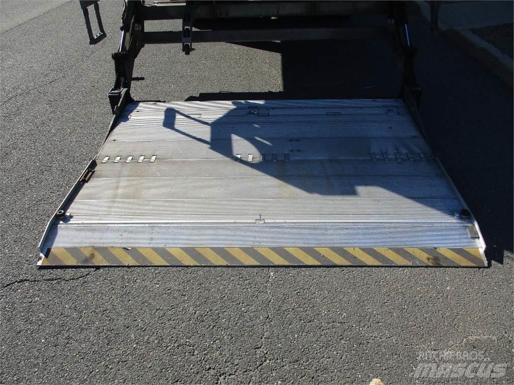 Isuzu NRR Furgons