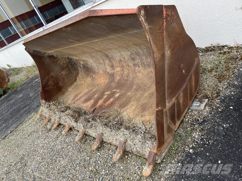  Bucket 4000L Kausi