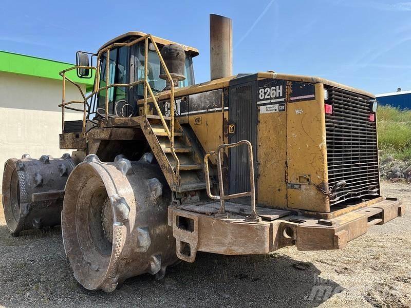 CAT 826H Atkritumu preses