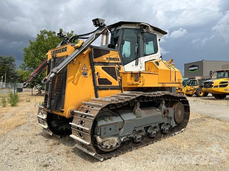 Liebherr PR766 Kāpurķēžu buldozeri