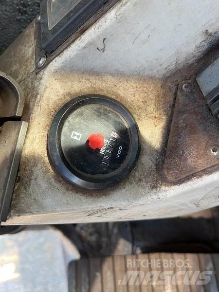 Sennebogen 818 Industriālie iekrāvēji