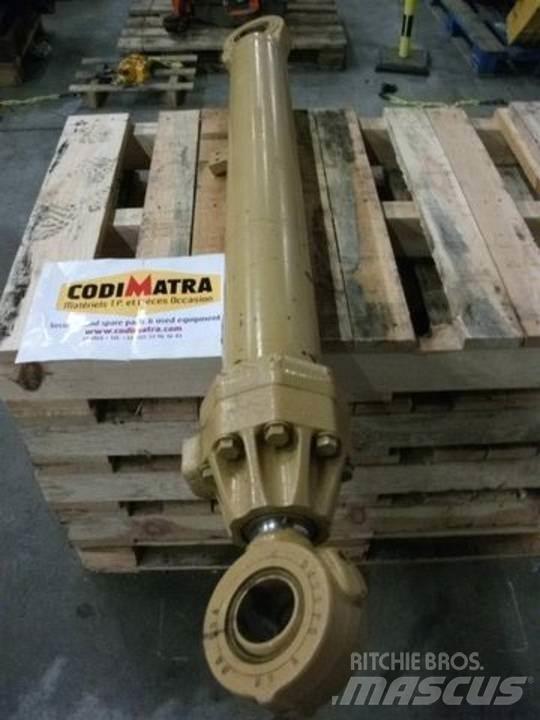 CAT 215 Hidraulika