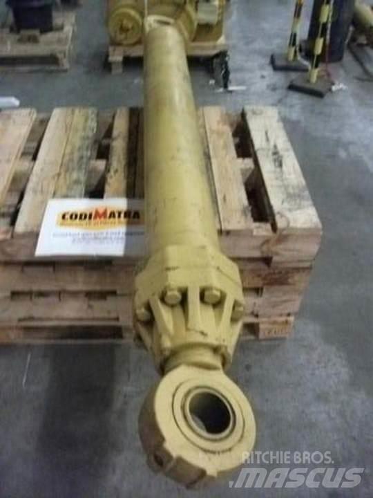 CAT 235 Hidraulika