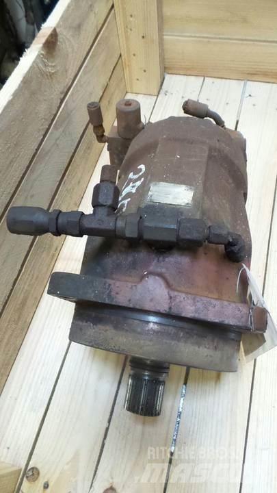 CAT 235D Hidraulika