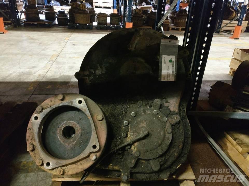 CAT 235D Transmisija