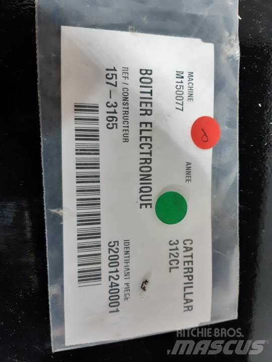 CAT 312CL Kabīnes un interjers