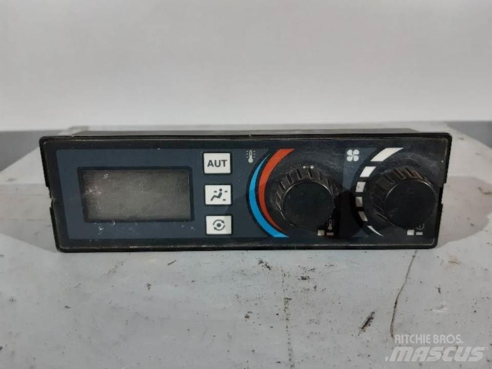 CAT 312CL Kabīnes un interjers