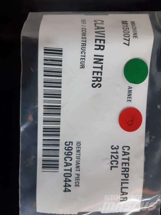 CAT 312CL Kabīnes un interjers