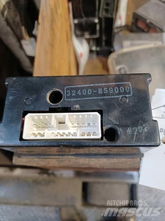 CAT 318C Kabīnes un interjers