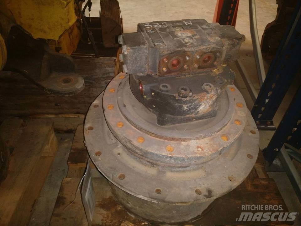 CAT 320 Transmisija