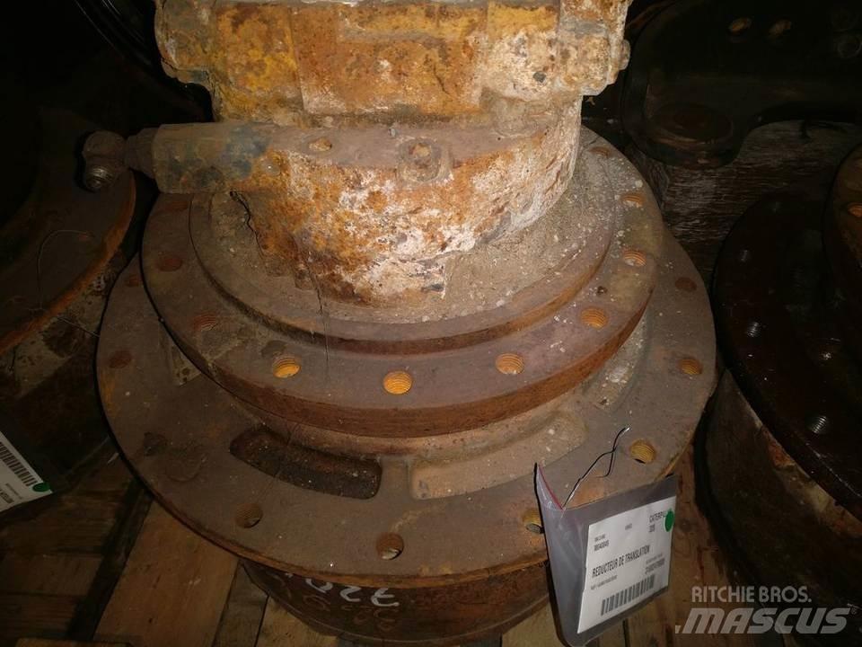 CAT 320 Transmisija