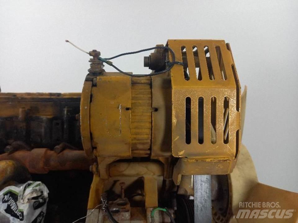 CAT 322C Dzinēji