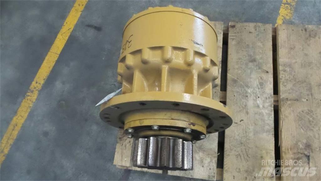 CAT 325 Transmisija