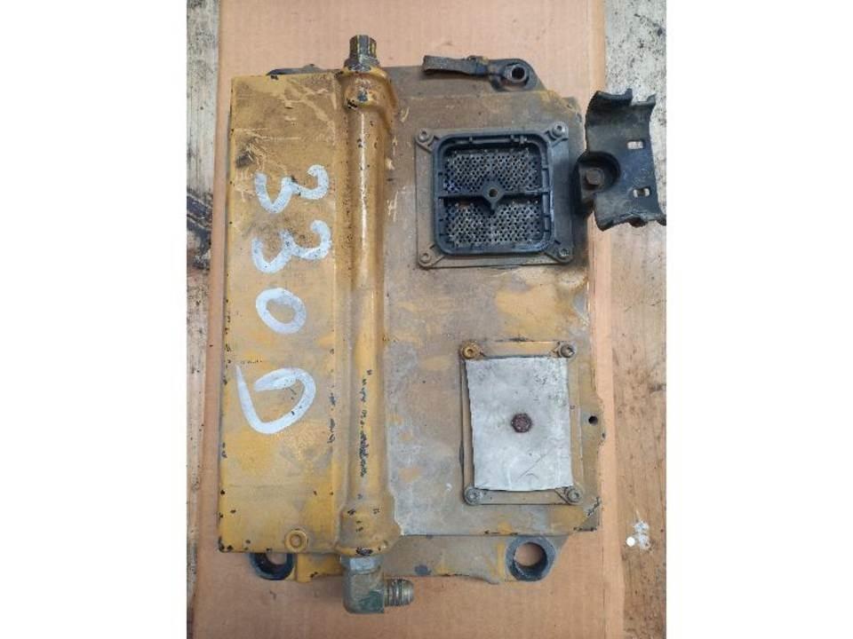 CAT 330D Kabīnes un interjers