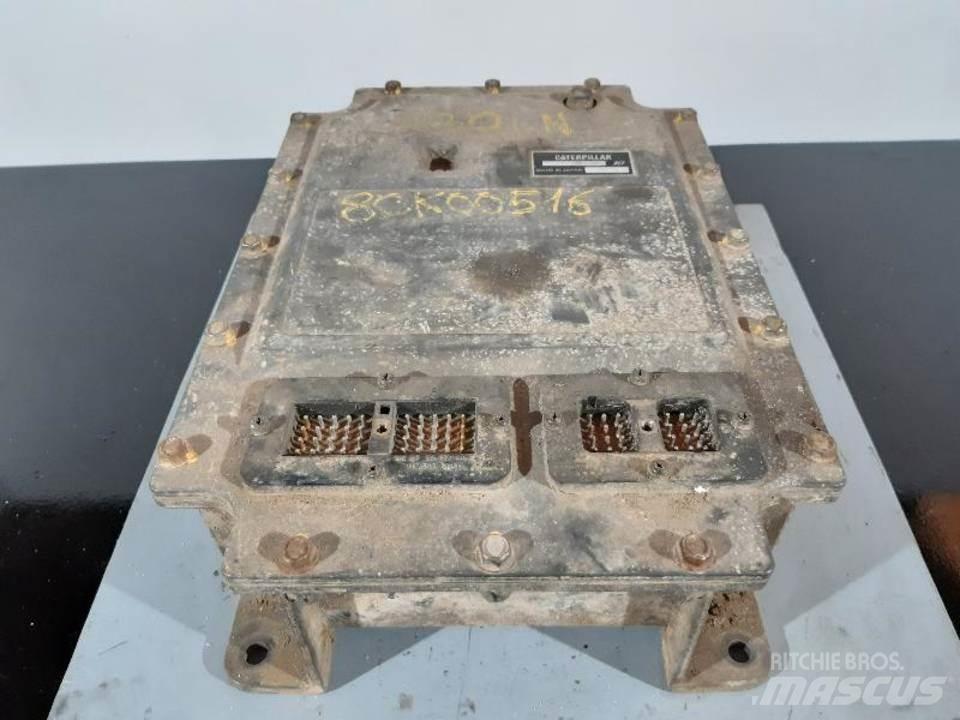 CAT 330L Kabīnes un interjers