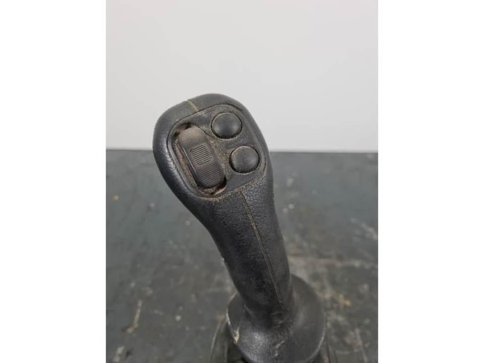 CAT 336DL Kabīnes un interjers
