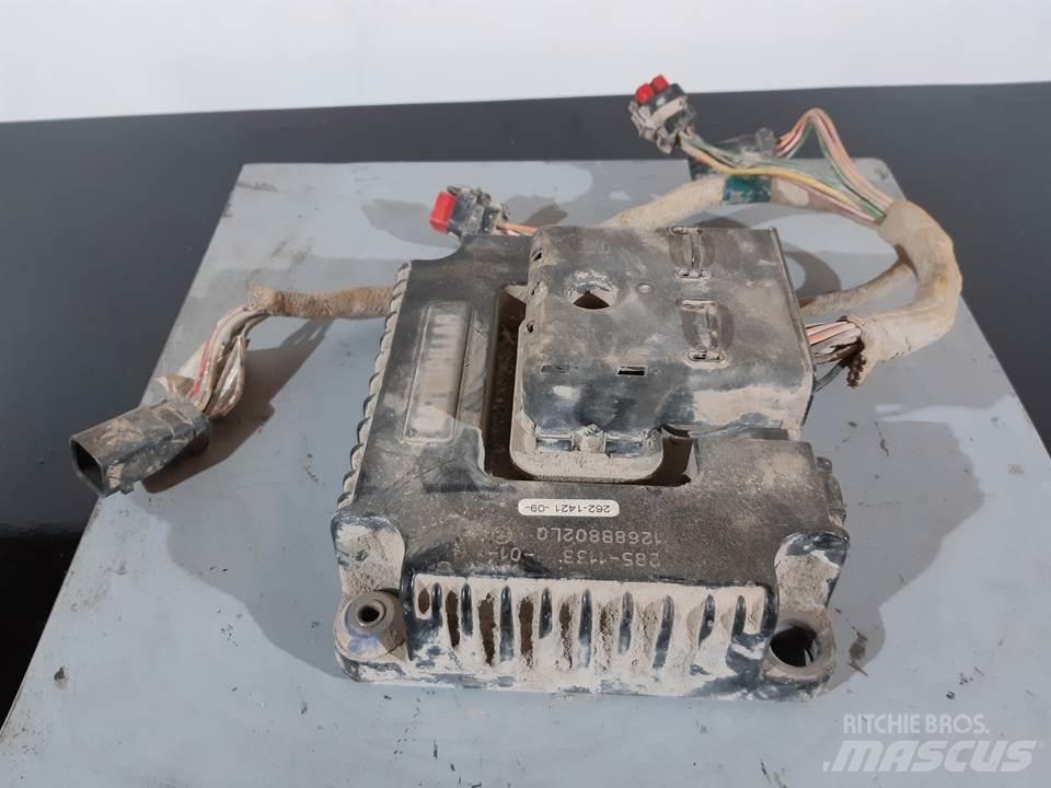 CAT 345C Kabīnes un interjers