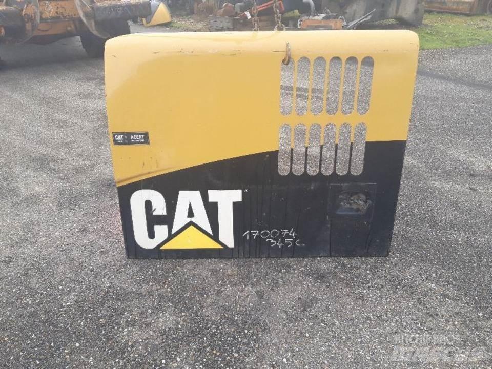 CAT 345C Kabīnes un interjers