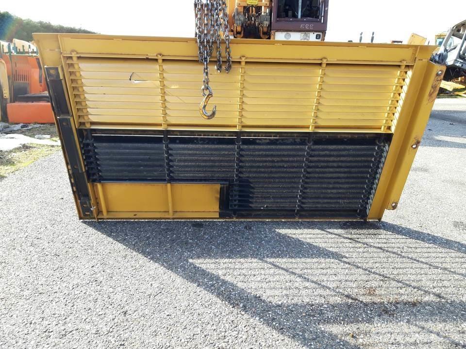 CAT 345C Kabīnes un interjers