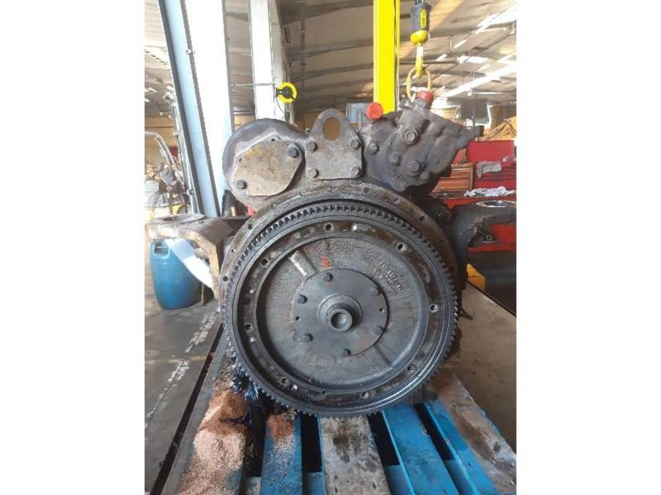 CAT 730 Transmisija