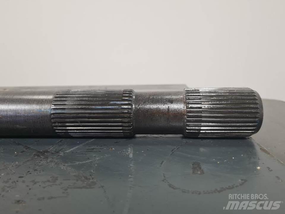 CAT 735 Transmisija